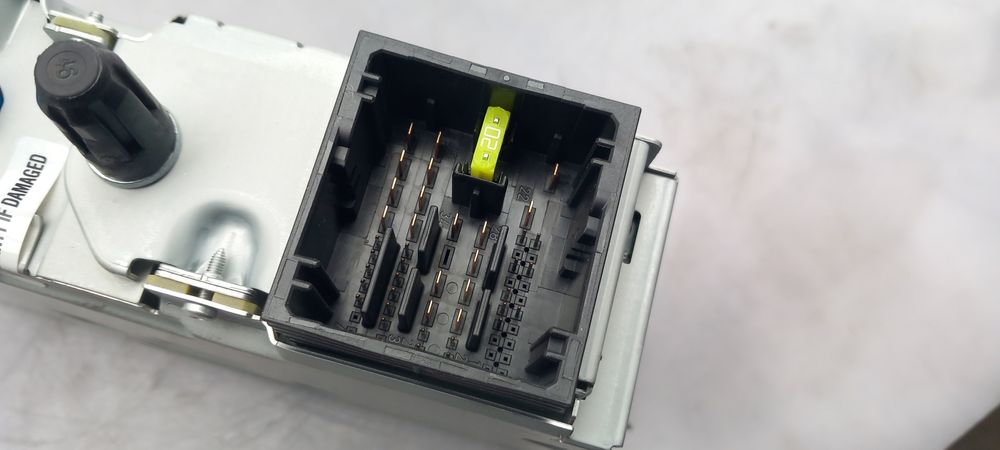 Rádio / auto-rádio PEUGEOT 208 II