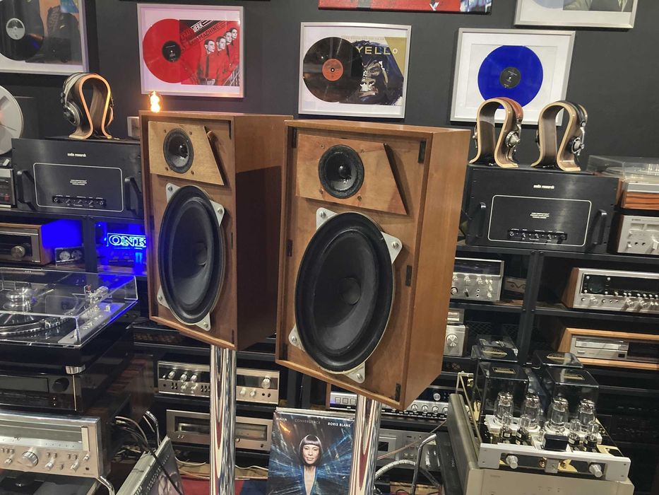 Studio Retrospekcja Leak Top USA England BBC do lampy