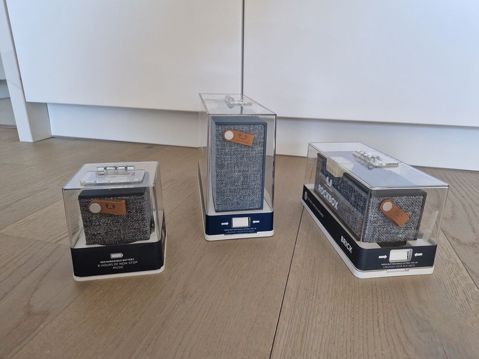 Colunas de som. A estrear.