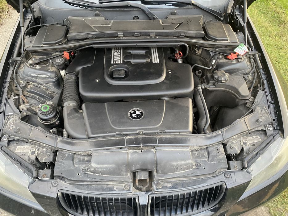 Bmw e90 320d sedan automat