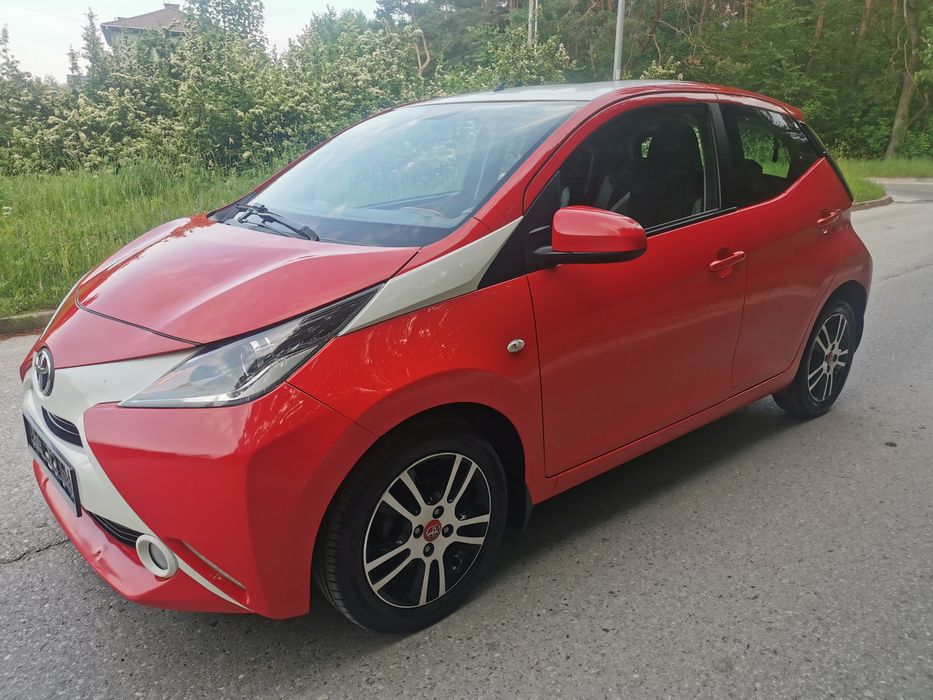TOYOTA AYGO, 2014R,998cm, Wersja X  play, Klimatyzacja, Kamera cofania