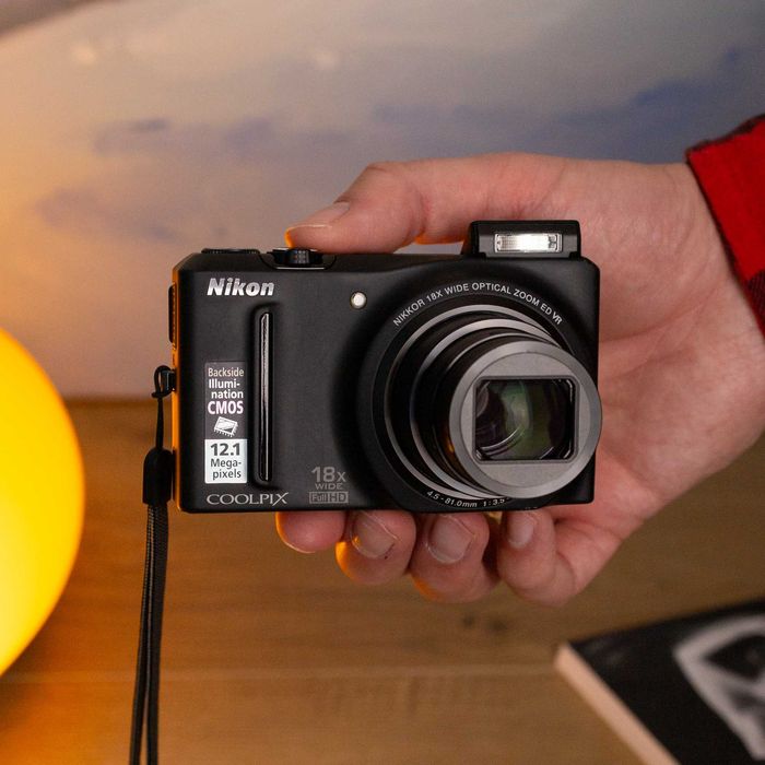 nikon coolpix s9100 - купити цифрові фотокамери - Ціна на OLX.ua