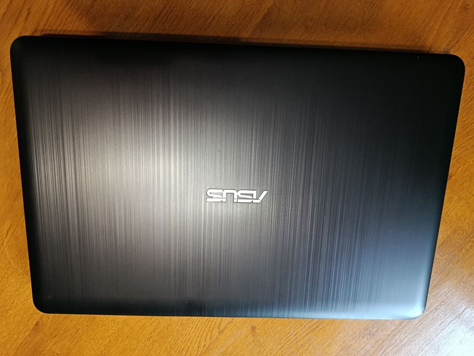 Asus x540n/Celeron n3350/4ram/500hdd