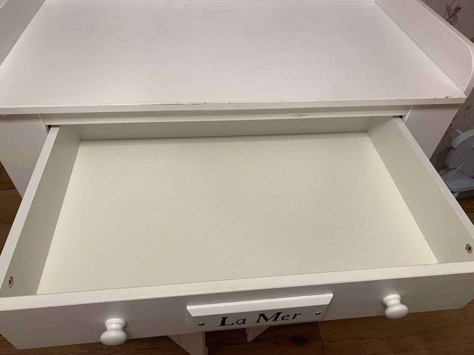 Oddam komodę Pinio Marsylia