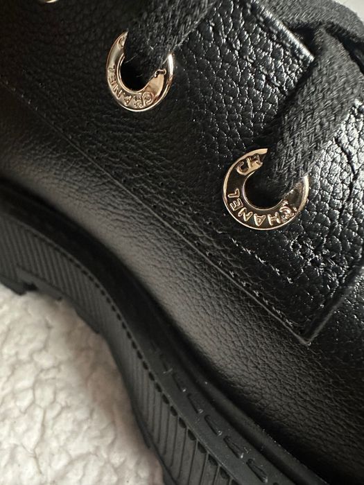 Buty botki Chanel numer seryjny 38