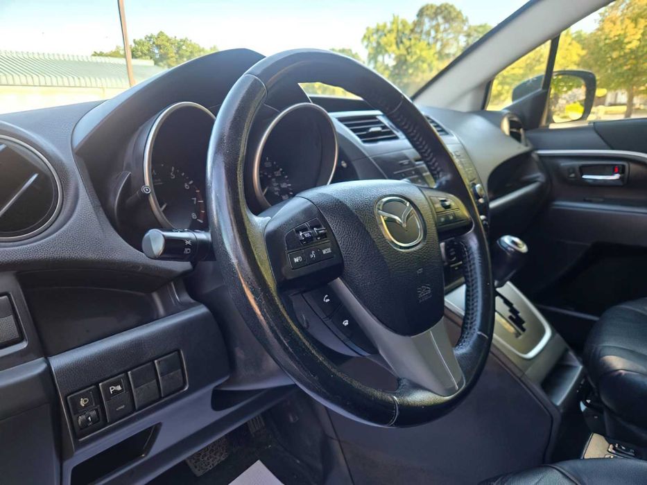 Mazda 5      2014