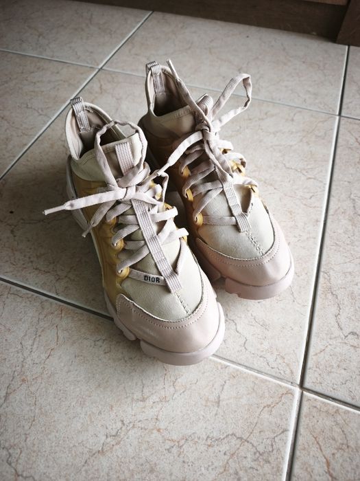 Dior Vibe Sneaker