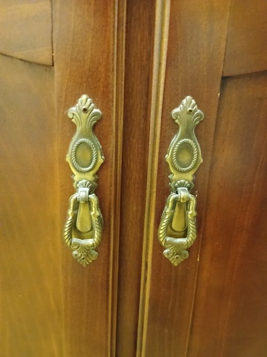 Móvel de casa de banho rústico