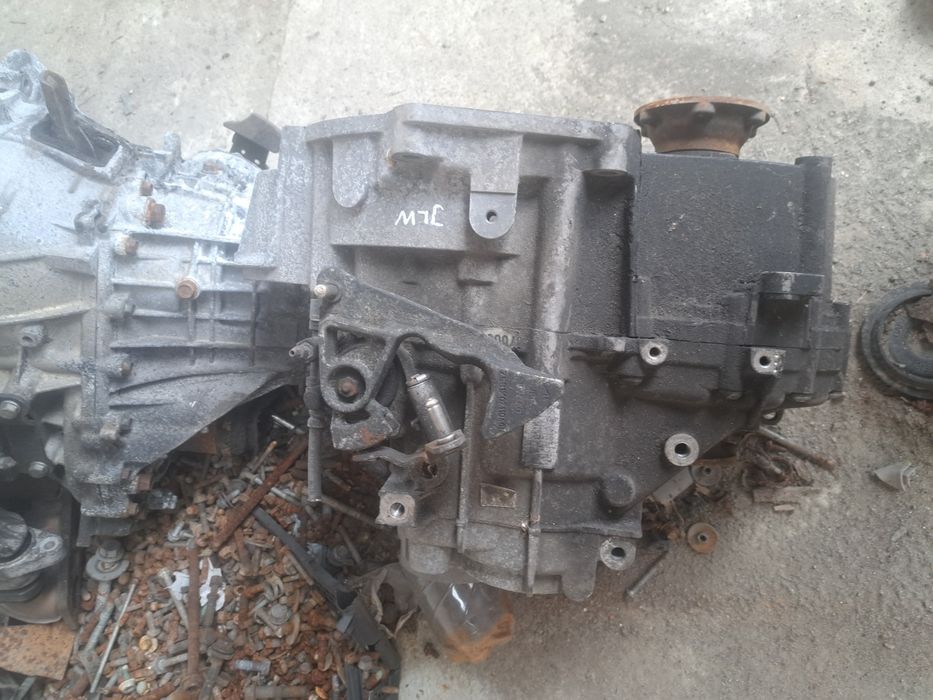 Коробка передач мкпп Scoda Octavia A5 2.0 6ст JLW