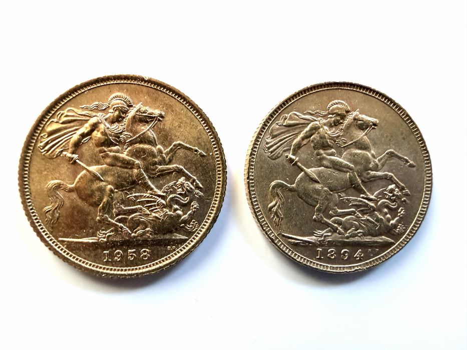 Moedas libras em ouro