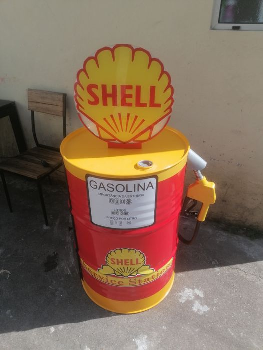 Vários bidões personalisados