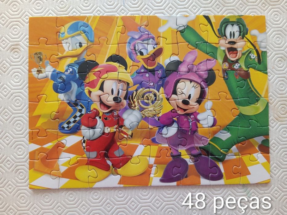 2 Puzzles Disney: Mickey Minnie Pateta Donald Daisy Pluto 48 +24