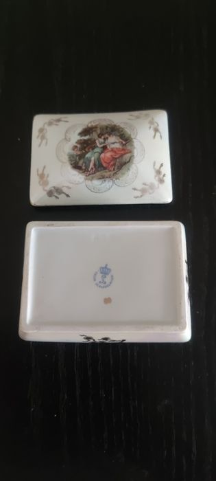 Шкатулка, ГДР Мадонна