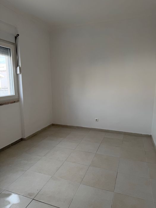 T2 com terraço em Loures