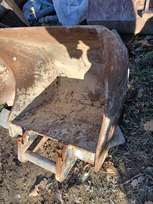 Łyżka do koparki jcb cat case 40cm i 90cm