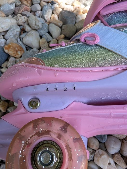 Patins de rodas com luzes tamanho ajustável ( 34-37)