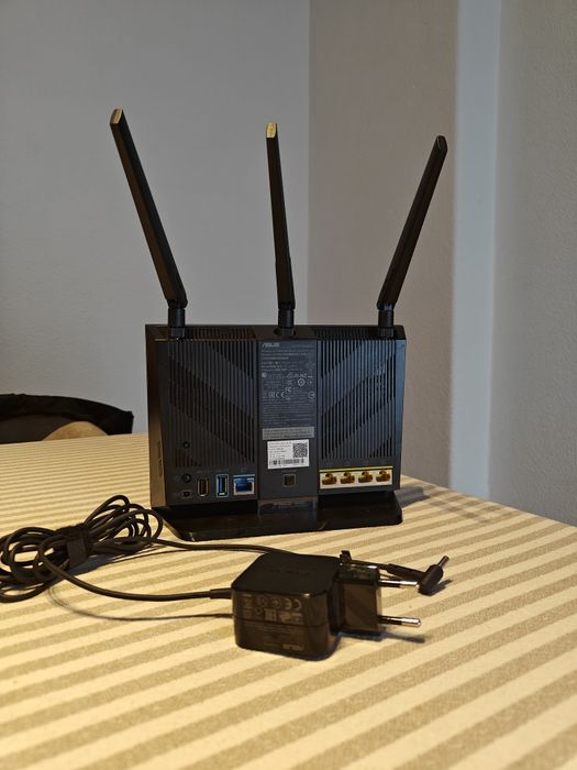Router ASUS RT-AC86U