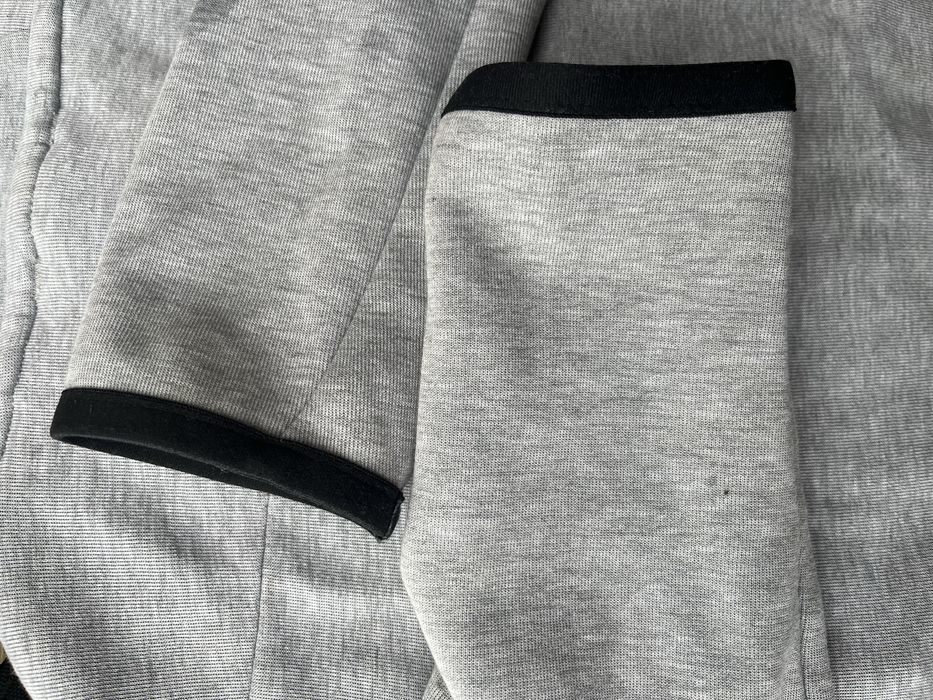 Найк теч фліс сірий оригінал,розмір є на фото