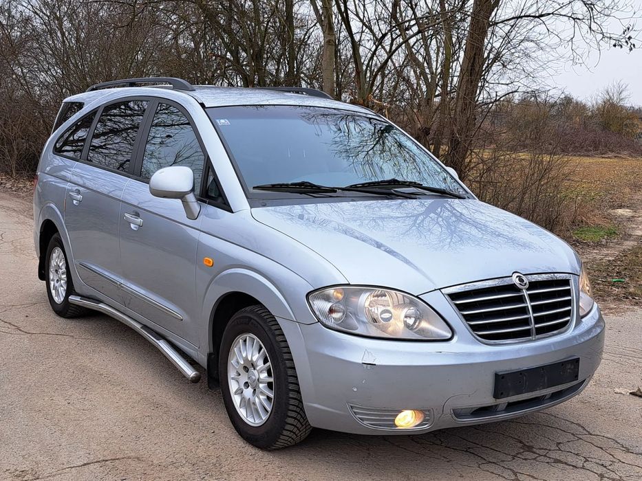 SsangYong/KGM Rodius 7 Osobowy 2012 rok 2.7 CDI  Mercedes-Benz