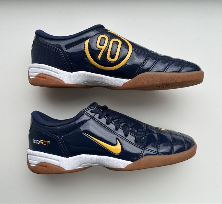 Футзалки Nike W T90 Midnight Navy/Univ Gold, розмір 40 (25,5 см)