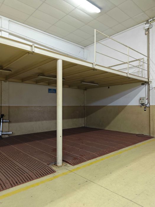 Arrendo espaços m² para autocaravanas, carros, motos, móveis e outros