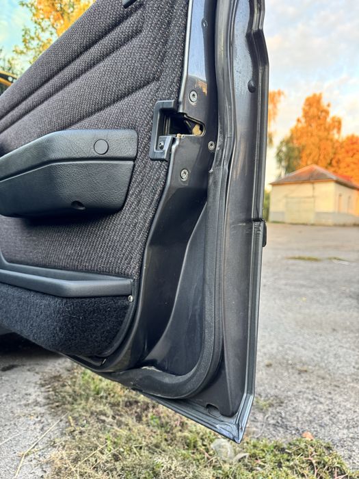 Пежо 605 авто класика