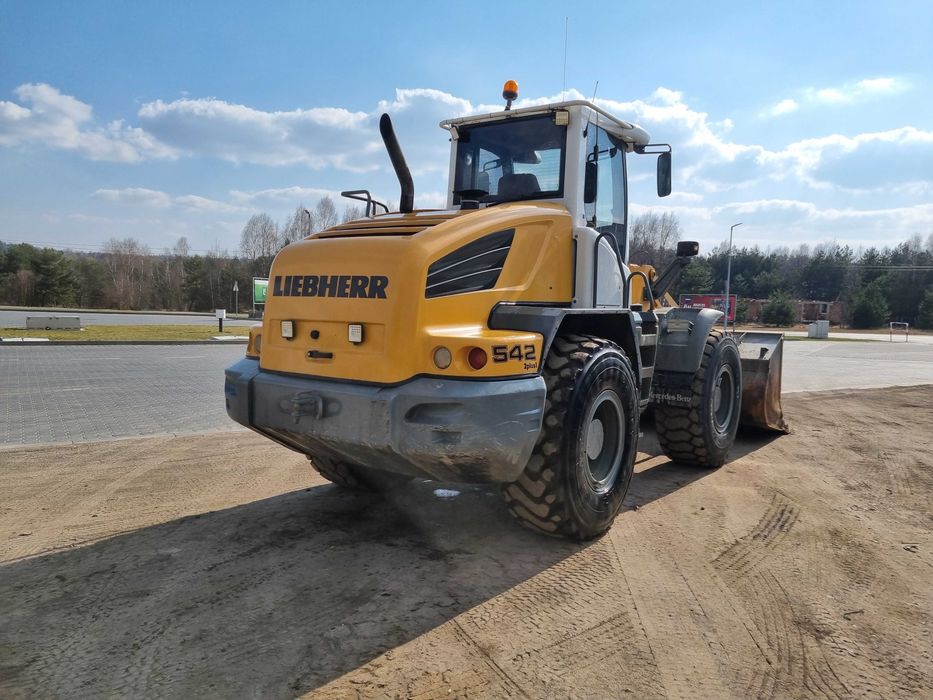 Ładowarka Liebherr  542, WAGA 17 ton  , bez DPF