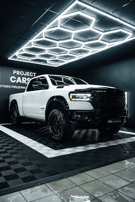 RAM 1500 Ram 1500 F-vat 23% ciężarowy na kat B