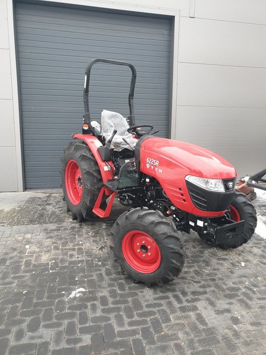 ciągnik TYM 6225R