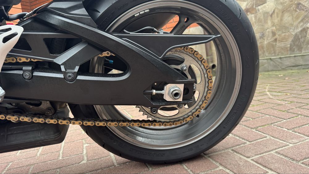 SUZUKI GSX-R750 Сузуки з Японії