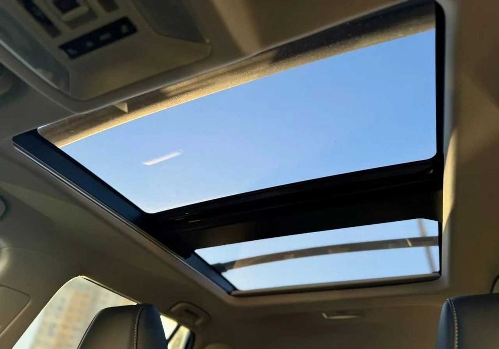 Toyota RAV4 2.5, 2021