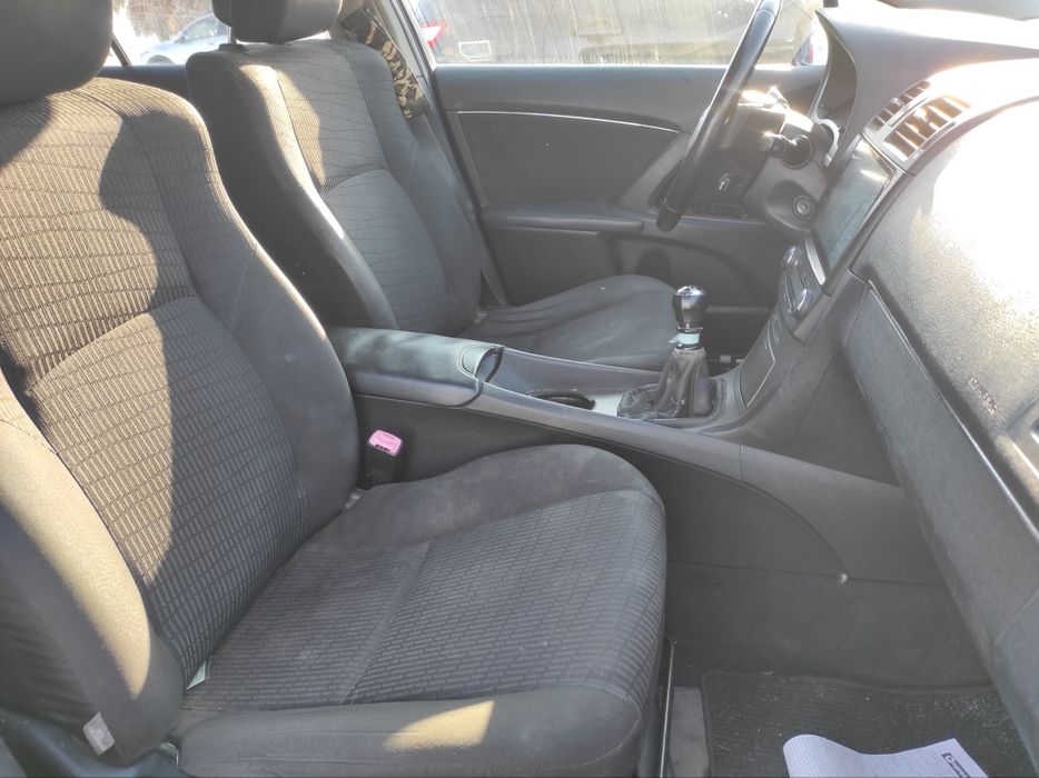 Toyota Avensis t27 2009