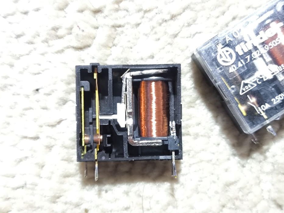 Реле Vaillant E3206S FINDER