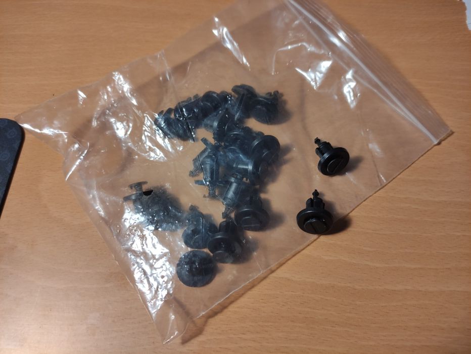 Clips para choques Renault (19 unidades)