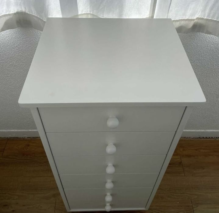 Cómoda/Camiseiro Branco