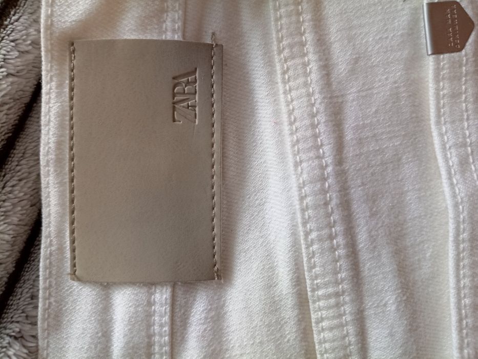 Джинси  бренду ZARA