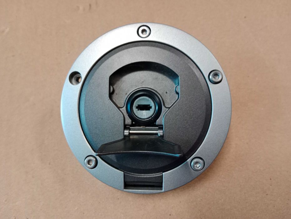 Honda CB 750 Hornet Zestaw do Odpalania Wlew Stacyjka Moduł Antena