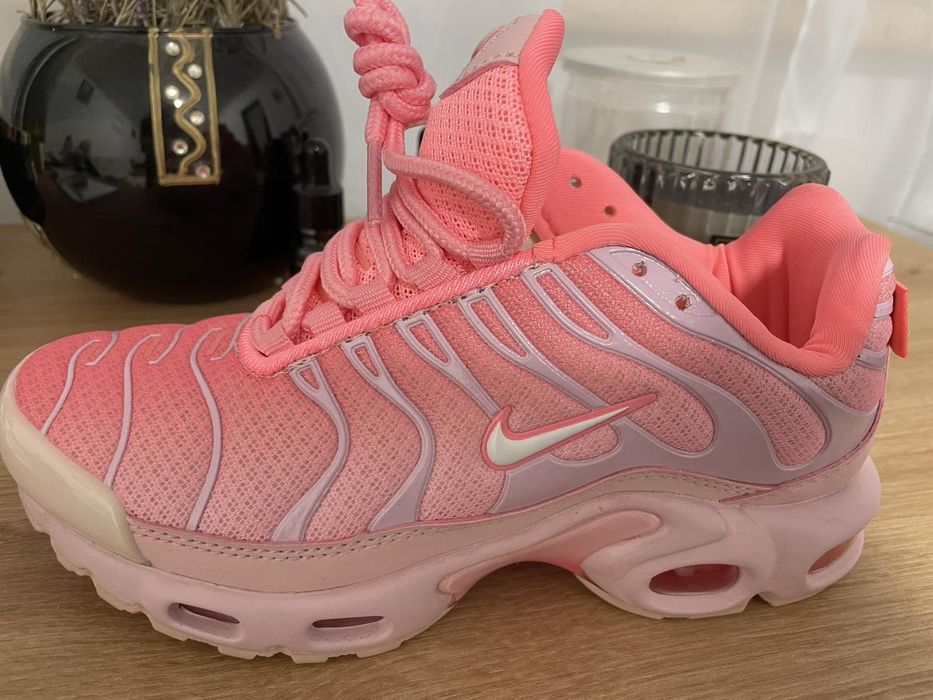 Красовки Nike Air Max TN Plus