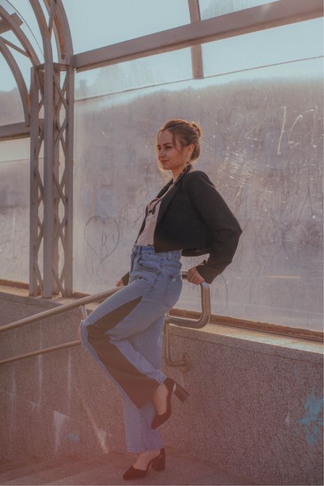 Професійний вокаліст та викладач