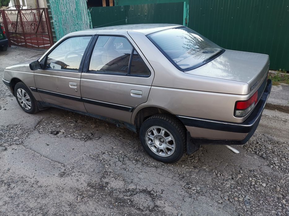 Продам автомобіль пежо 405