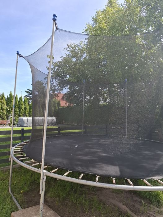 Trampolina ogrodowa