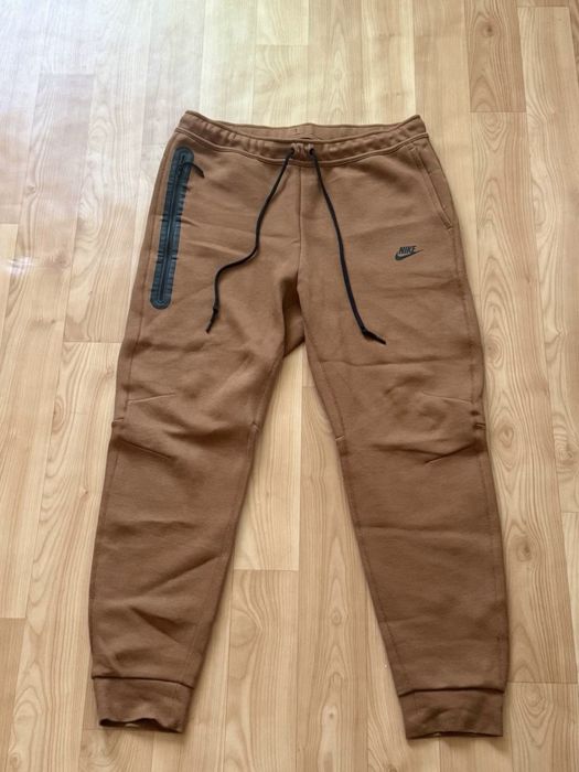 Оригінальні штани nike tech fleece FB8002-281
