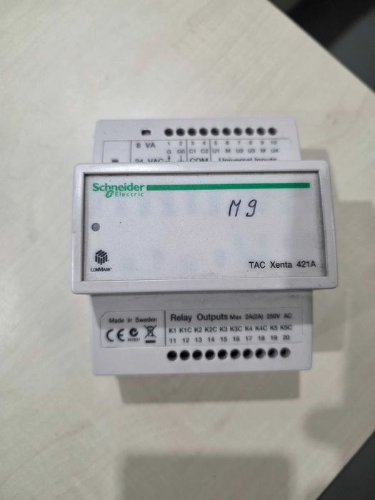 Schneider TAC XENTA 421A
