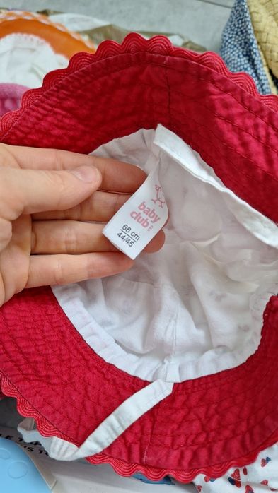 Дитяче взуття, іграшки, гра стукалка