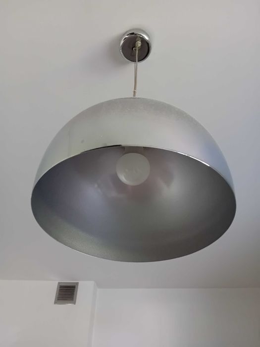 Nowoczesna lampa