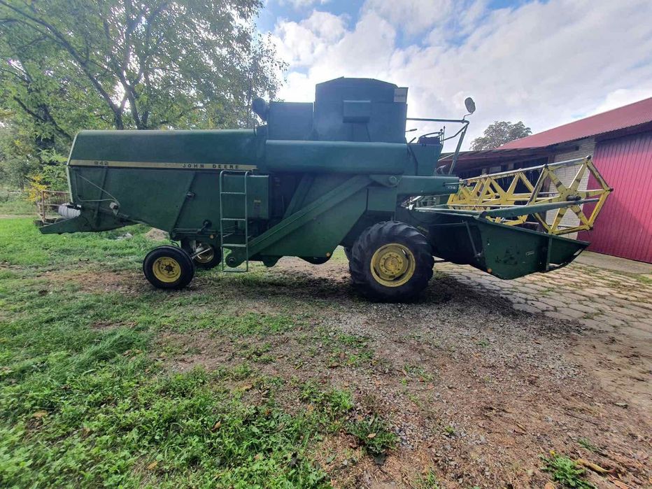 Продам комбайн John Deere 942