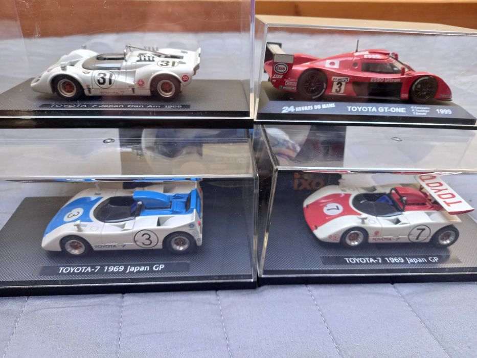 Nissan / Toyota 1/43 Miniaturas