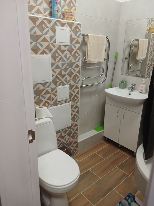 Оренда квартири погодинно, подобово. ‼️СВІТЛО Є ПОСТІЙНО ‼️.