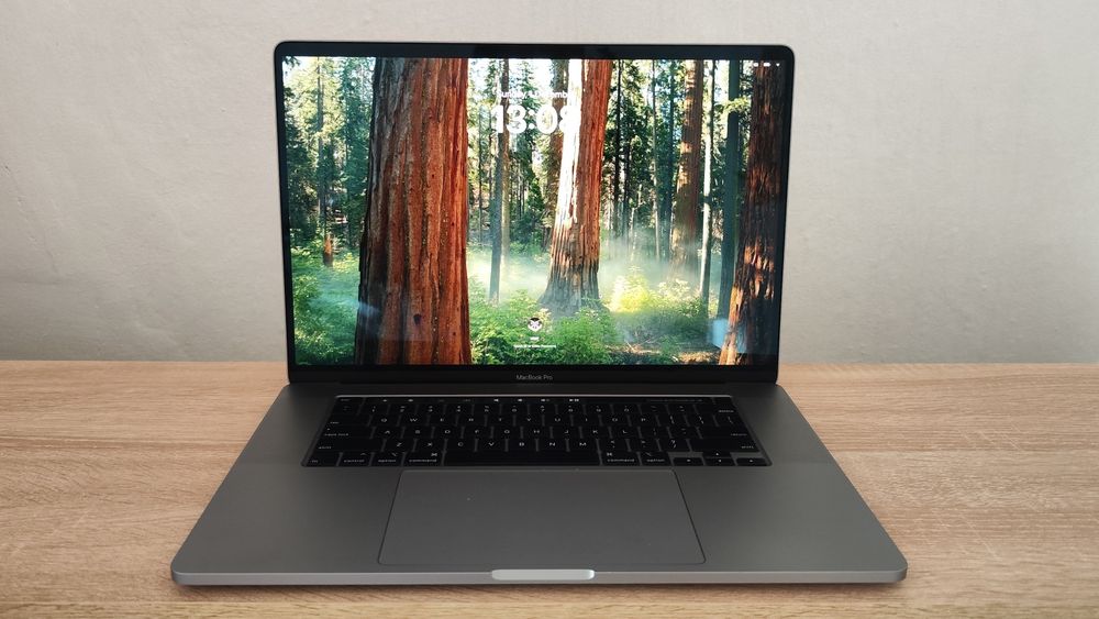 macbook pro i9 32 1tb - Купить электронику - Цены на OLX.ua