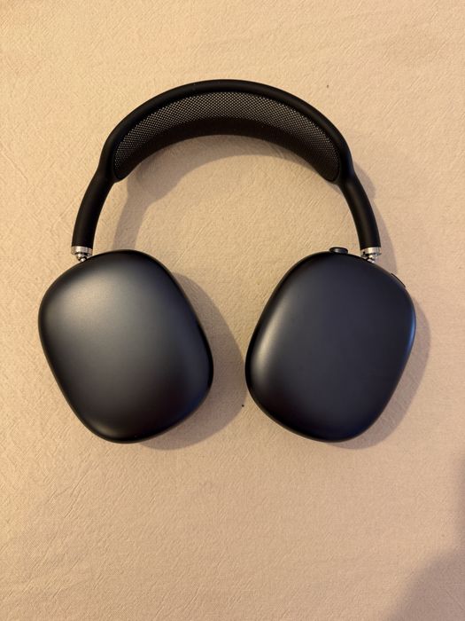 Apple AirPods Max • Mid night